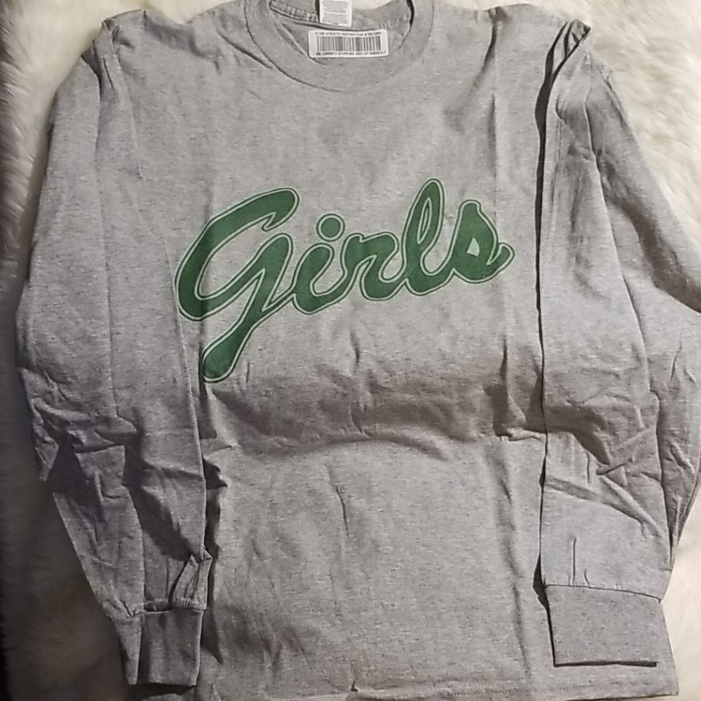 New "Girls" gray size Medium Long sleeve T-shirt